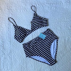 NWT Cupshe Striped Love Story Bikini - L / Black/White